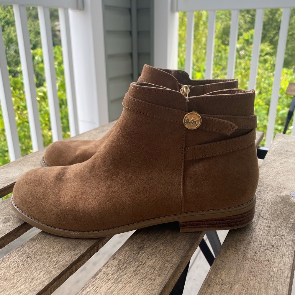 Michael Kors Booties Women’s Size 7